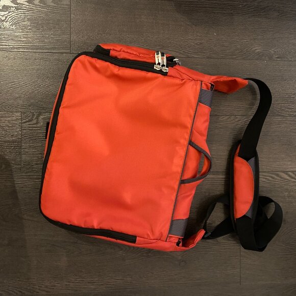 Swiss Gear Orange Travel Laptop Shoulder Bag Carry-On Luggage - Picture 2 of 9